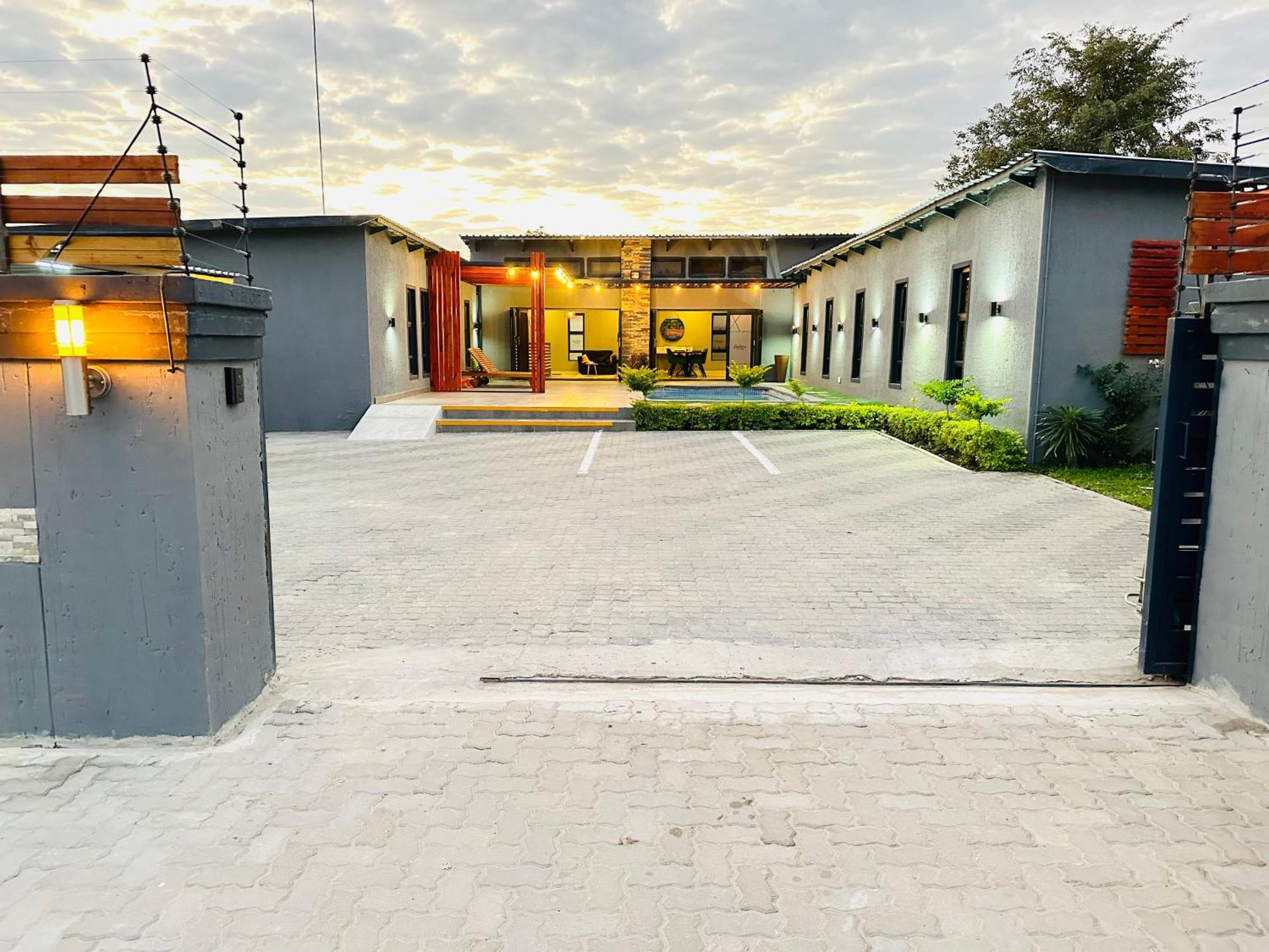 Signature Boutique Guesthouse Maun Exterior foto